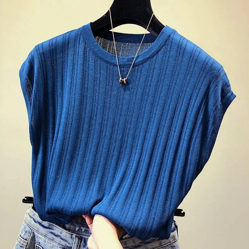 Women’s summer casual t-shirt in solid color with short sleeves, O-neck, and loose knitted fit—ideal for daily wear, layering, and warm weather comfort.