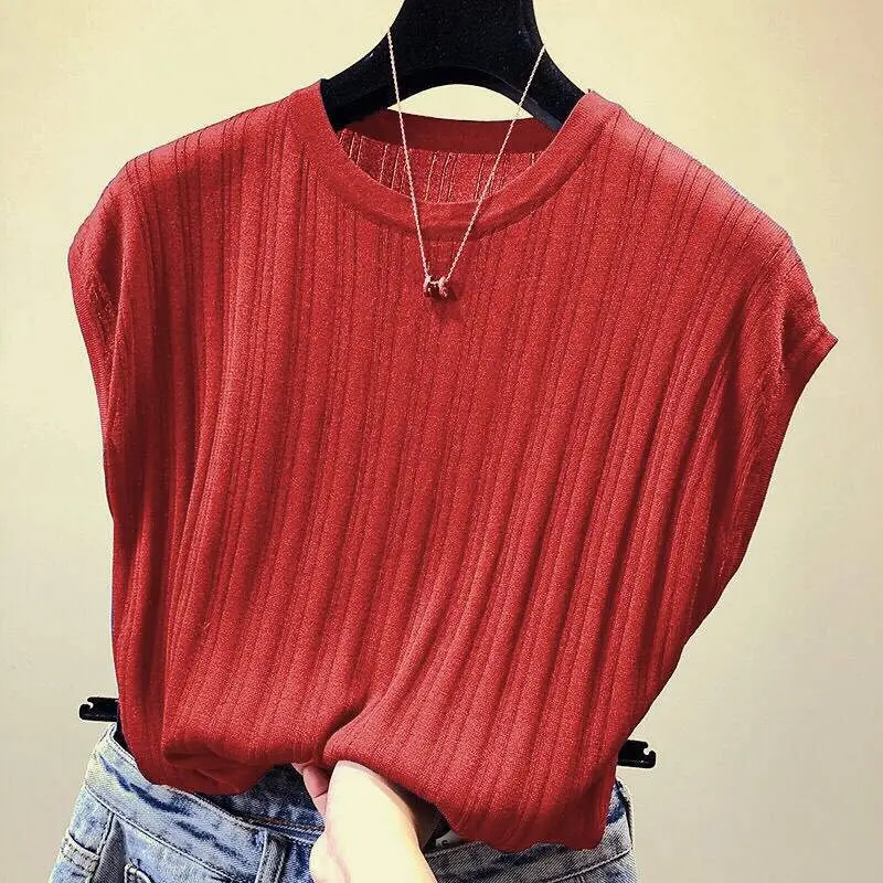 Women’s summer casual t-shirt in solid color with short sleeves, O-neck, and loose knitted fit—ideal for daily wear, layering, and warm weather comfort.