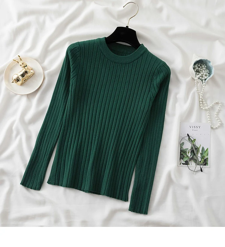 Women’s slim-fit knit sweater in solid color with long sleeves and O-neck, featuring Korean-style design—ideal for autumn and winter casual wear